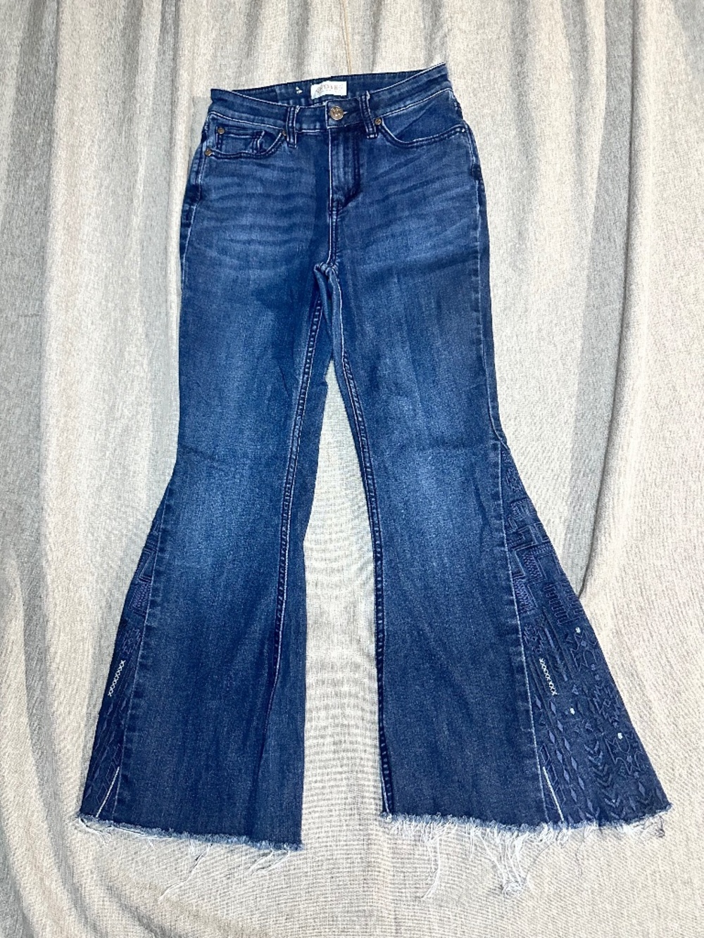 Shyanne Embroidered Side Panel Flare Jeans Raw Hem 27X32 Medium Wash